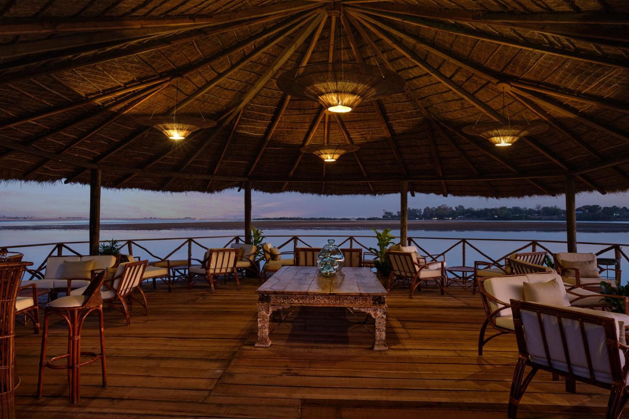 Souimanga Lodge Fimela Buitenkant foto